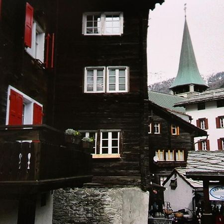 Beim Kirchplatz Apartment Zermatt Exterior photo