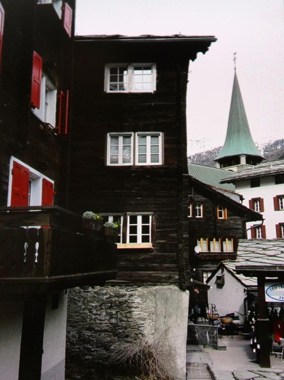 Beim Kirchplatz Apartment Zermatt Exterior photo